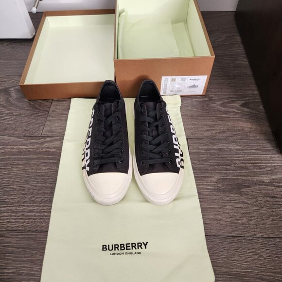 Burberry Larkhall Canvas Sneakers – Women’s 6.5 - Picture 3 of 6